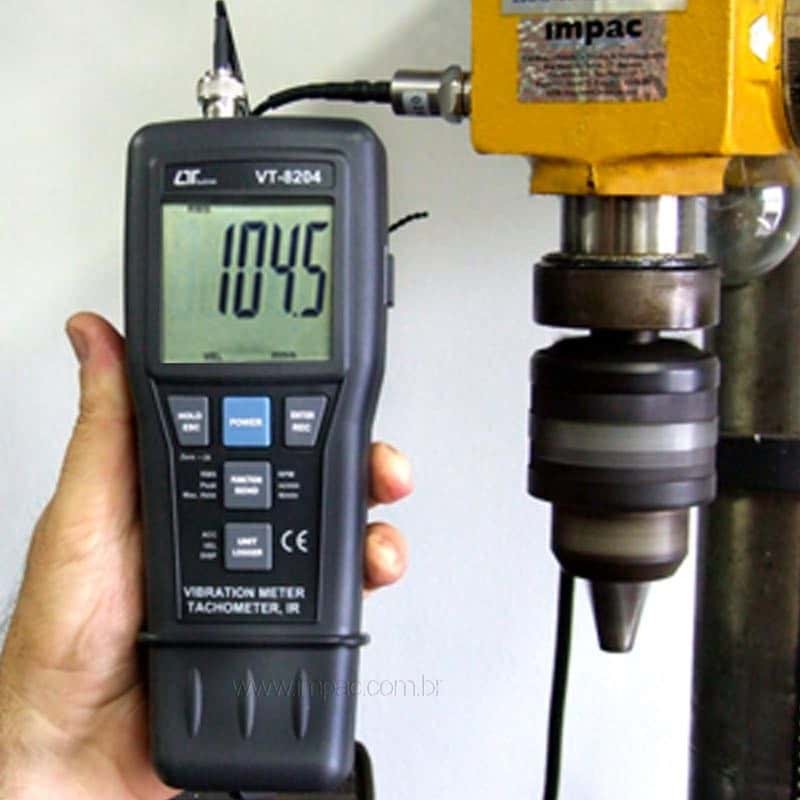 Medidor de Vibração com Tacômetro Data Logger VT-8204 Lutron